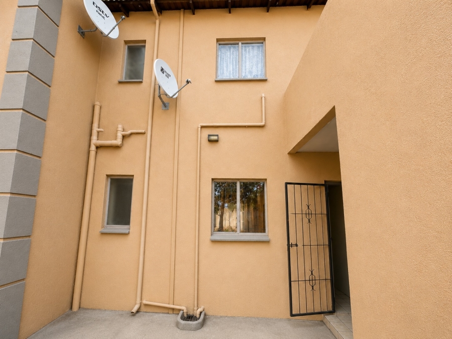 3 Bedroom Property for Sale in Oos Einde North West